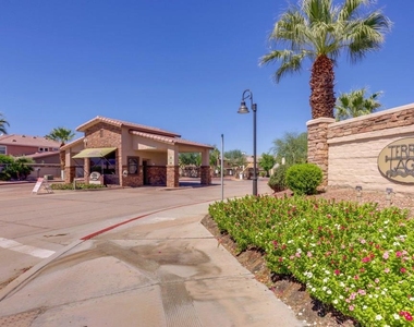 84644 Pavone Way - Photo Thumbnail 46