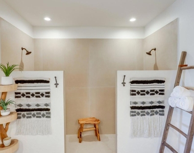 84644 Pavone Way - Photo Thumbnail 20