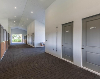 2889 Appaloosa Trail - Photo Thumbnail 32