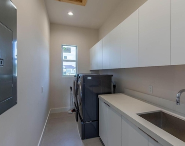 2889 Appaloosa Trail - Photo Thumbnail 37