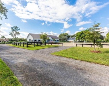 2889 Appaloosa Trail - Photo Thumbnail 29