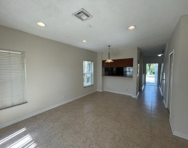 5219 Palmbrooke Circle - Photo Thumbnail 14
