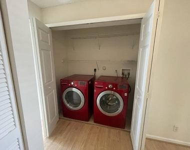 5219 Palmbrooke Circle - Photo Thumbnail 27