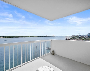 2600 N Flagler Drive - Photo Thumbnail 15