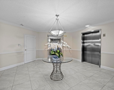 2600 N Flagler Drive - Photo Thumbnail 14