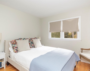 64 Aspatuck Road - Photo Thumbnail 12