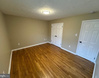 127 Longstreet Ave - Photo Thumbnail 11