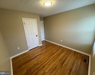 127 Longstreet Ave - Photo Thumbnail 7