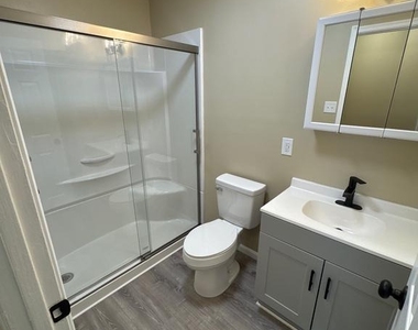 127 Longstreet Ave - Photo Thumbnail 14