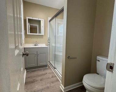 125 Longstreet Avenue - Photo Thumbnail 12