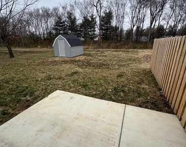 125 Longstreet Avenue - Photo Thumbnail 14