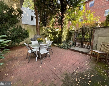 790 S Front Street - Photo Thumbnail 6