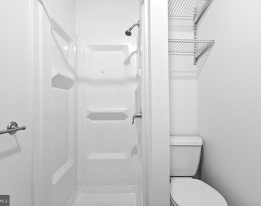 1625 W Montgomery Avenue - Photo Thumbnail 24