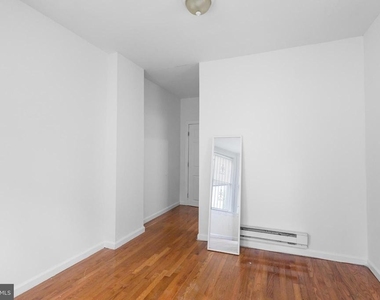 1625 W Montgomery Avenue - Photo Thumbnail 11