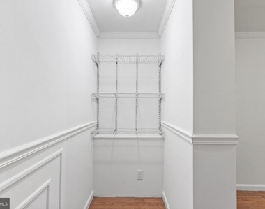 1625 W Montgomery Avenue - Photo Thumbnail 8