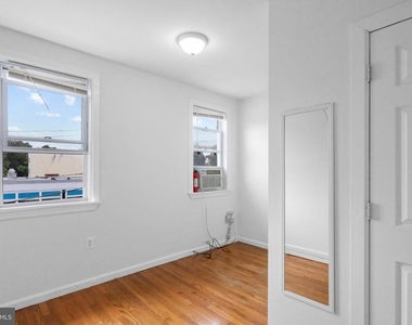 1625 W Montgomery Avenue - Photo Thumbnail 22