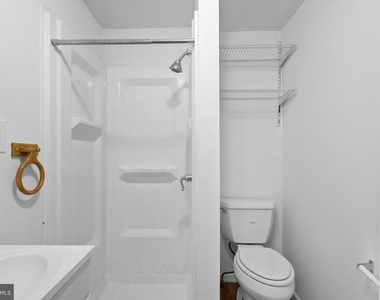 1625 W Montgomery Avenue - Photo Thumbnail 27