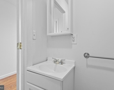 1625 W Montgomery Avenue - Photo Thumbnail 25