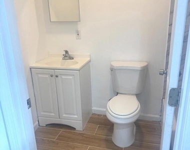 609 Brunswick Avenue - Photo Thumbnail 4