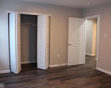 34 Delsea Dr S - Photo Thumbnail 12