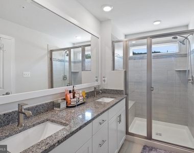 6960 Farragut Drive - Photo Thumbnail 16
