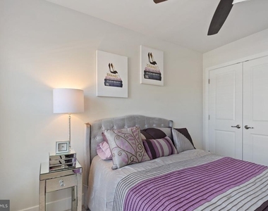 6960 Farragut Drive - Photo Thumbnail 22