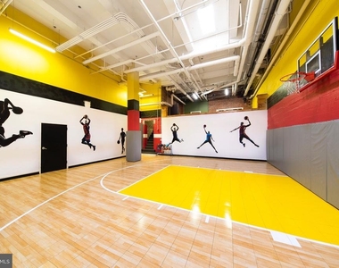 301 N Charles Street - Photo Thumbnail 31