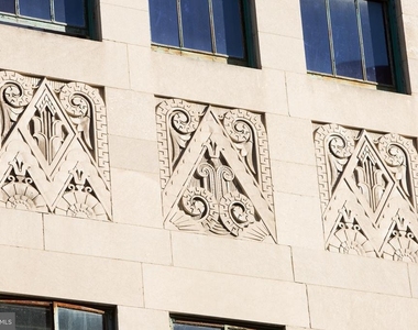 301 N Charles Street - Photo Thumbnail 7