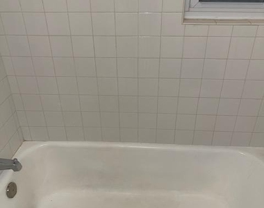 1727 Massachusetts Avenue Nw - Photo Thumbnail 11