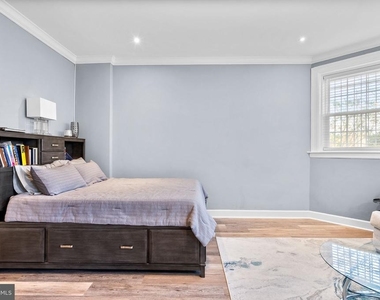 101 N North Carolina Avenue Se - Photo Thumbnail 7