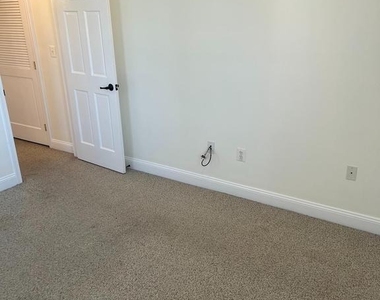4800 C Street Se - Photo Thumbnail 7
