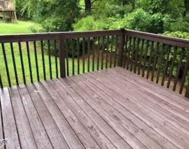 124 Fairford Drive - Photo Thumbnail 17