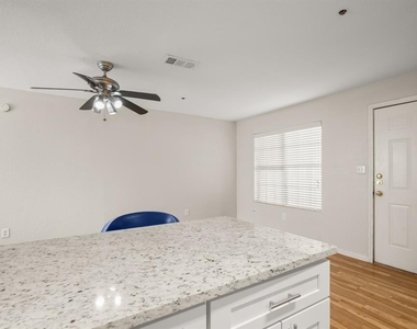 1013 W 23rd St - Photo Thumbnail 8