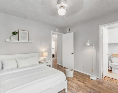 3115 Helms St - Photo Thumbnail 4