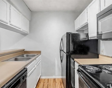 3115 Helms St - Photo Thumbnail 7