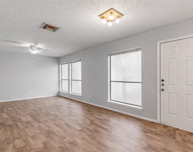 3115 Helms St - Photo Thumbnail 10