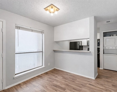 3115 Helms St - Photo Thumbnail 14