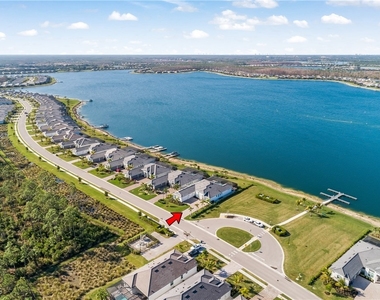 13974 Blue Bay Circle - Photo Thumbnail 3