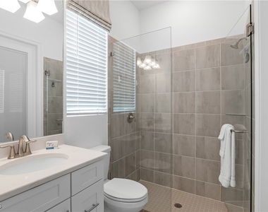 13974 Blue Bay Circle - Photo Thumbnail 38
