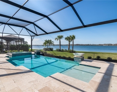 13974 Blue Bay Circle - Photo Thumbnail 13
