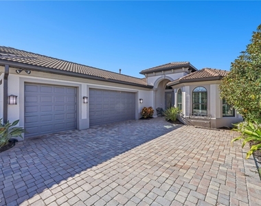23273 Salinas Way - Photo Thumbnail 29