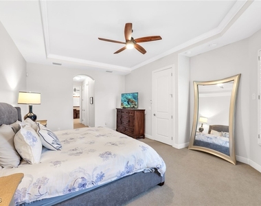 23273 Salinas Way - Photo Thumbnail 14