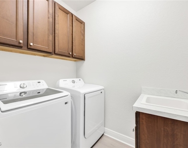 23273 Salinas Way - Photo Thumbnail 27