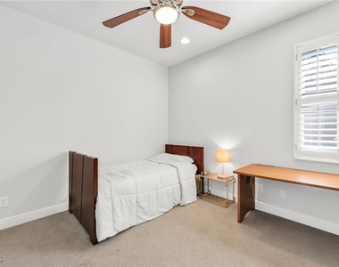 23273 Salinas Way - Photo Thumbnail 25