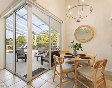 1526 Vintage Lane - Photo Thumbnail 15