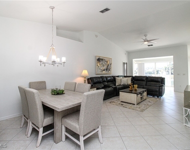 5645 Whisperwood Boulevard - Photo Thumbnail 22