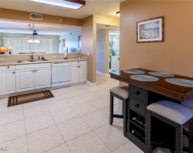 1100 Eastham Way - Photo Thumbnail 7
