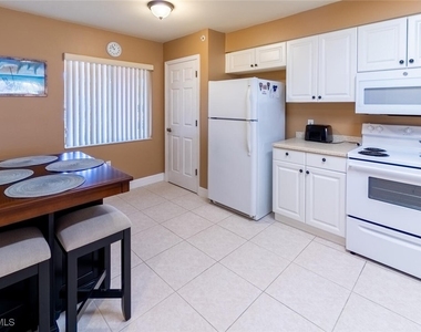 1100 Eastham Way - Photo Thumbnail 6