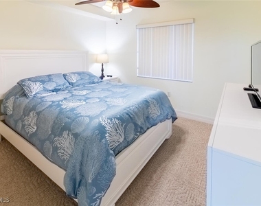 1100 Eastham Way - Photo Thumbnail 10