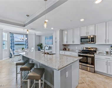 43020 Greenway Boulevard - Photo Thumbnail 3